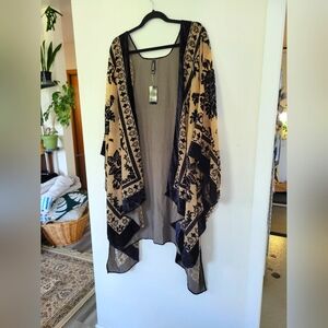 TORRID Burnout Ruana Champagne Black Velvet